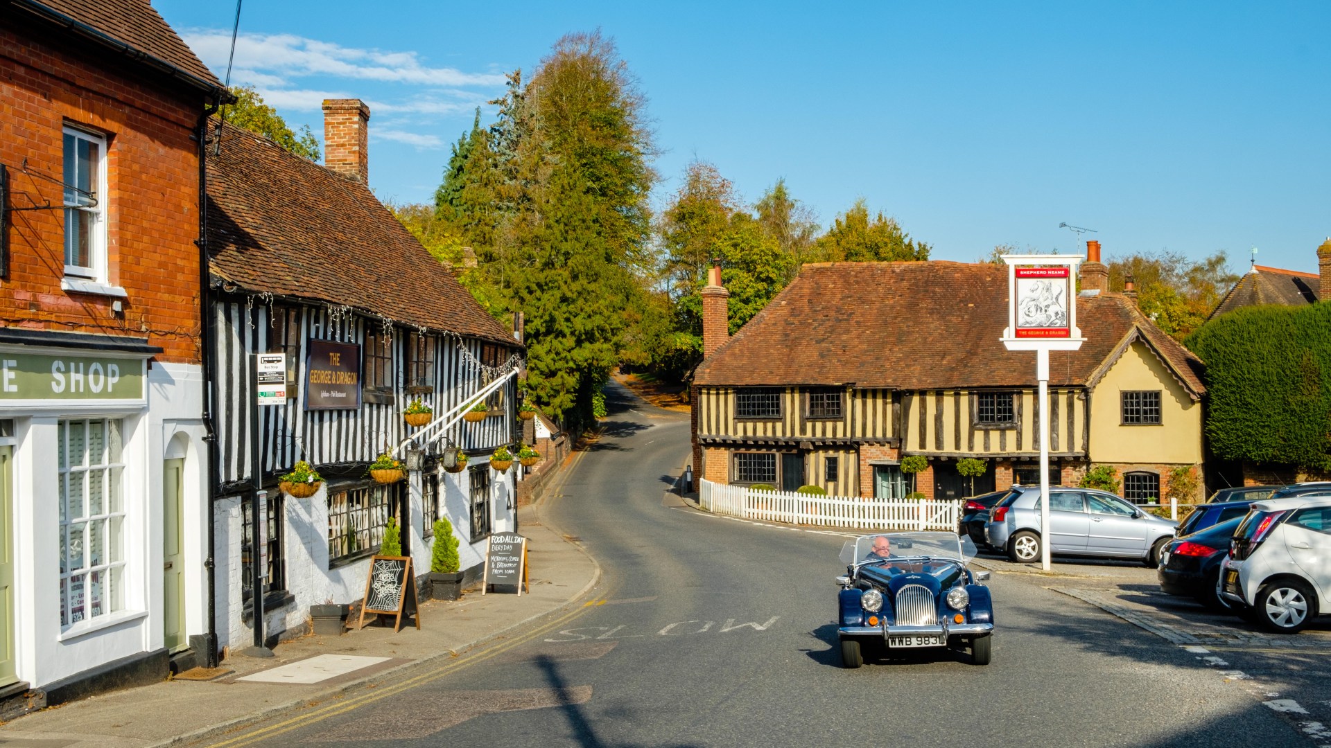 Discover the ‘World’s Best Pub’ and 700-Year-Old Charm in the Idyllic English Village
