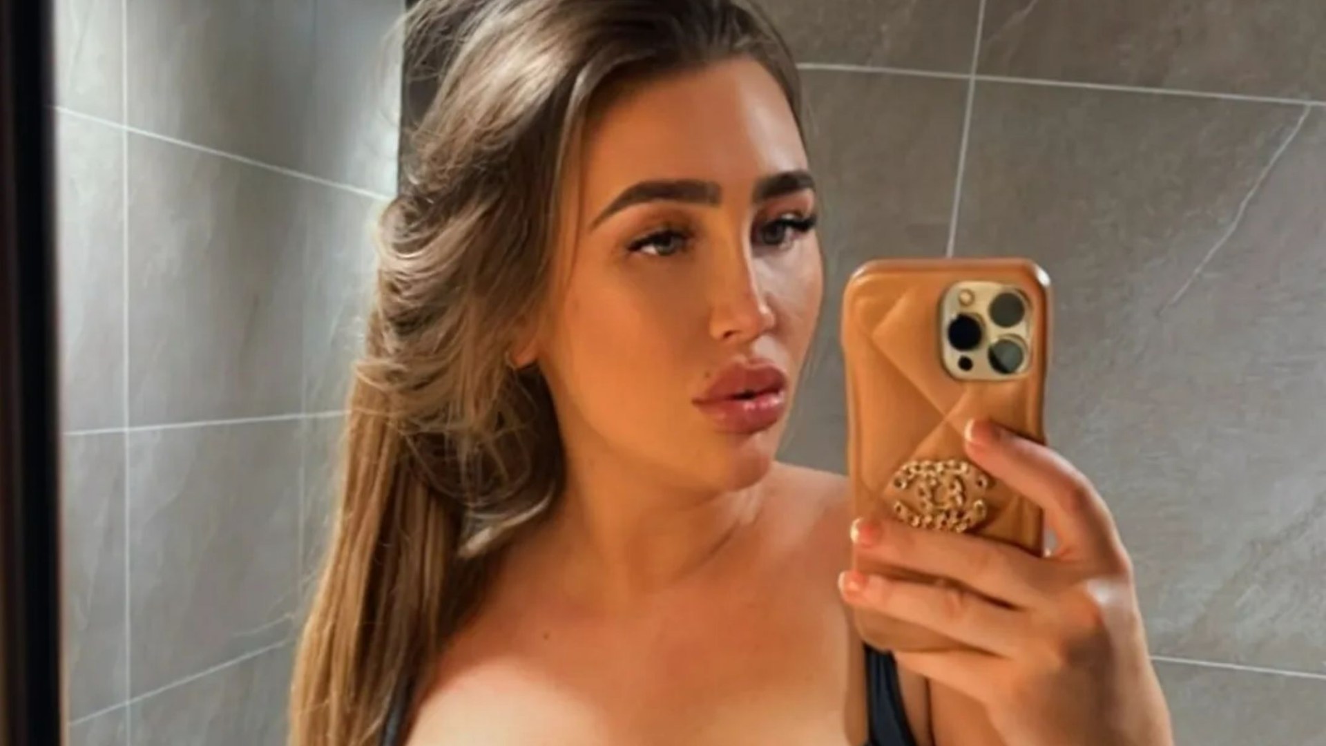 Mark Wright ‘fuming’ as Lauren Goodger flaunts curves in swimsuit after shocking Towie return