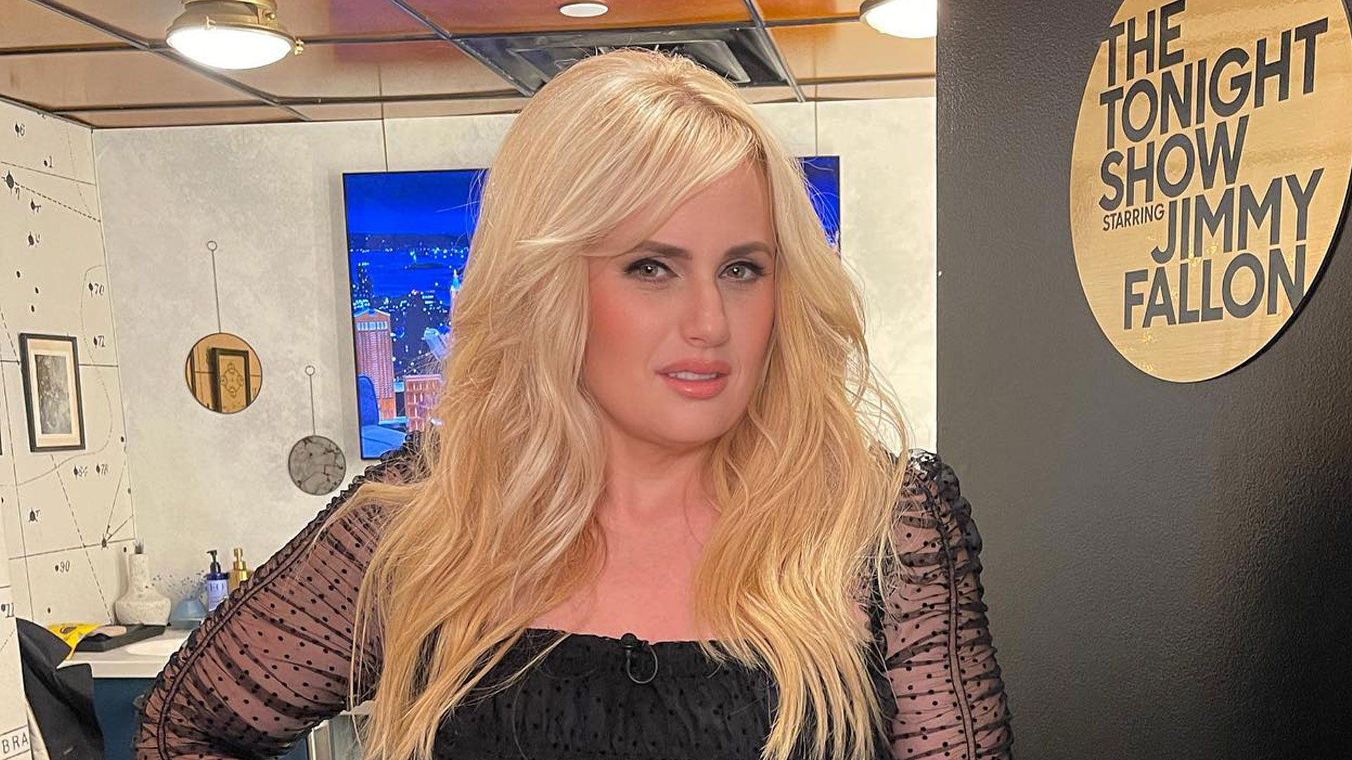 Rebel Wilson stuns in little black dress after 80-lb weight-loss – the ultimate transformation!