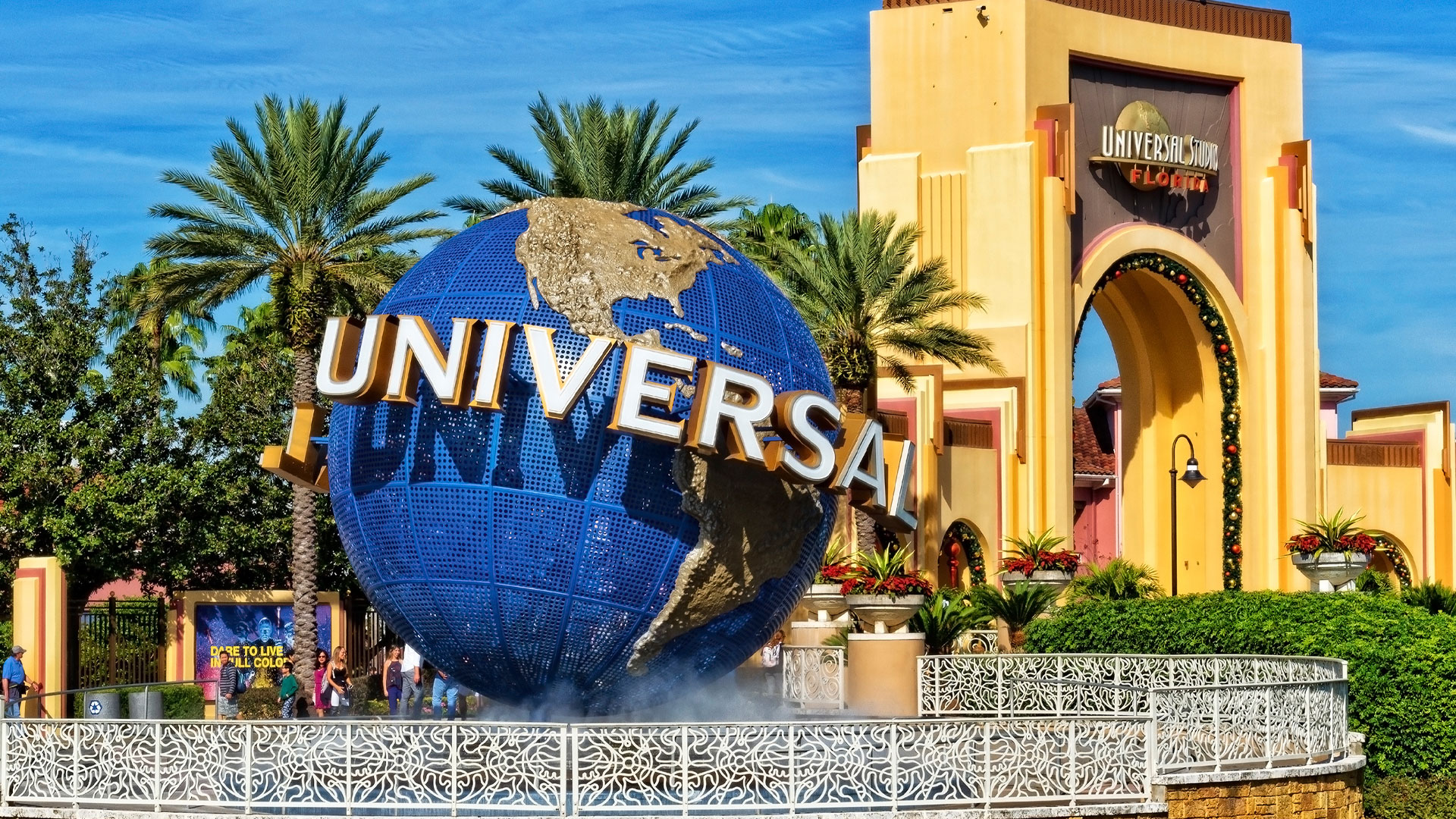 Stop wasting money at Universal Orlando with tips from savvy mom on common mistakes to avoid