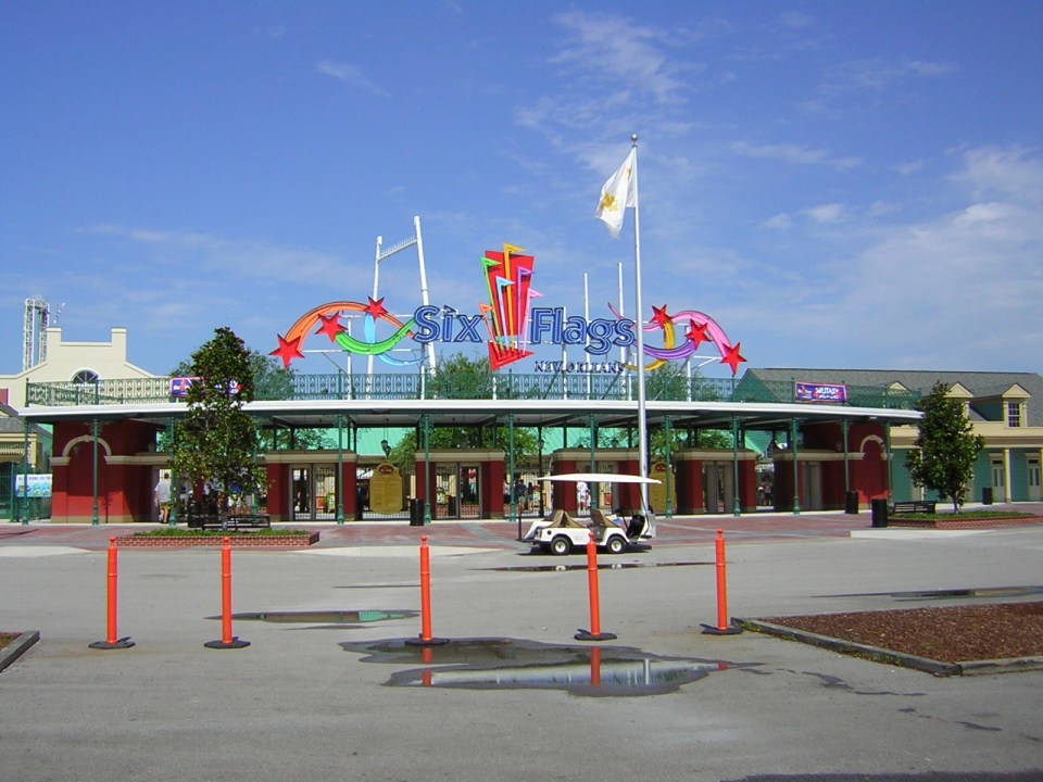 This New Orleans' abandoned Six Flags theme park will be demolished and turned into an entertainment complex