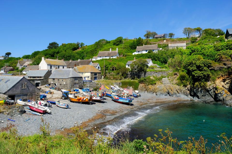 Sykes Holiday Cottages recommend Cadgwith over St Ives