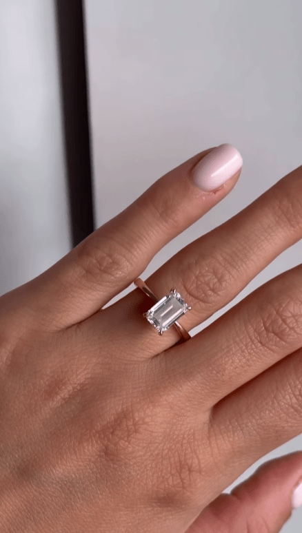 Clelia shared a close-up look of her engagement ring