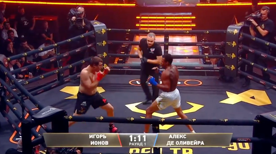 Former UFC star Alex 'Cowboy' Oliveira made his bare-knuckle boxing debut last weekend